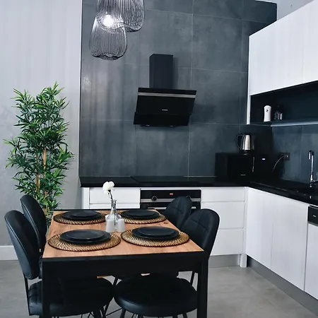 Квартира 1+1/Центр, 5 Мин От Пляжа Клеопатра Apartment